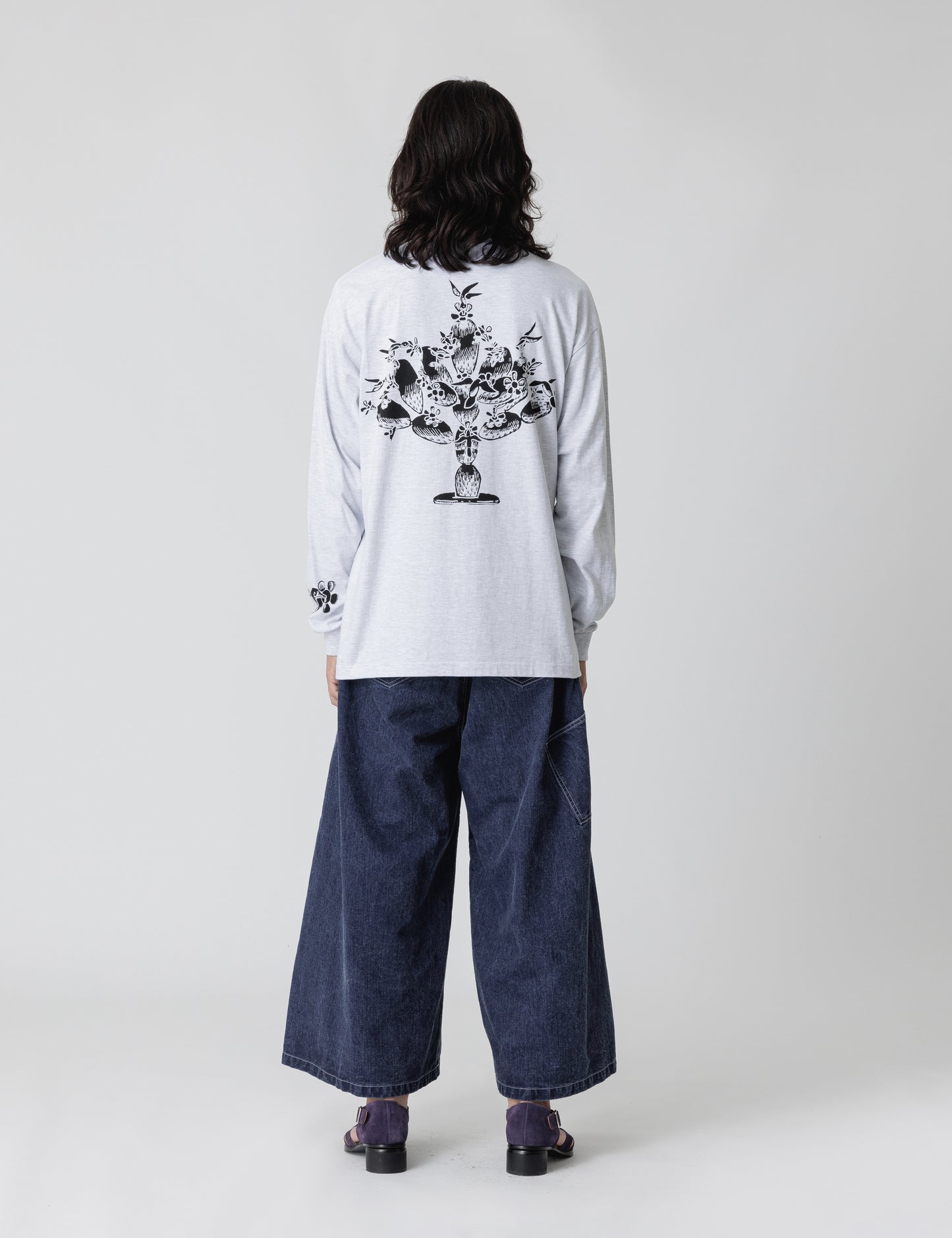 25SS-TS9-001 / L/S T-SHIRT “PEACE LOVING NATION” / ASH